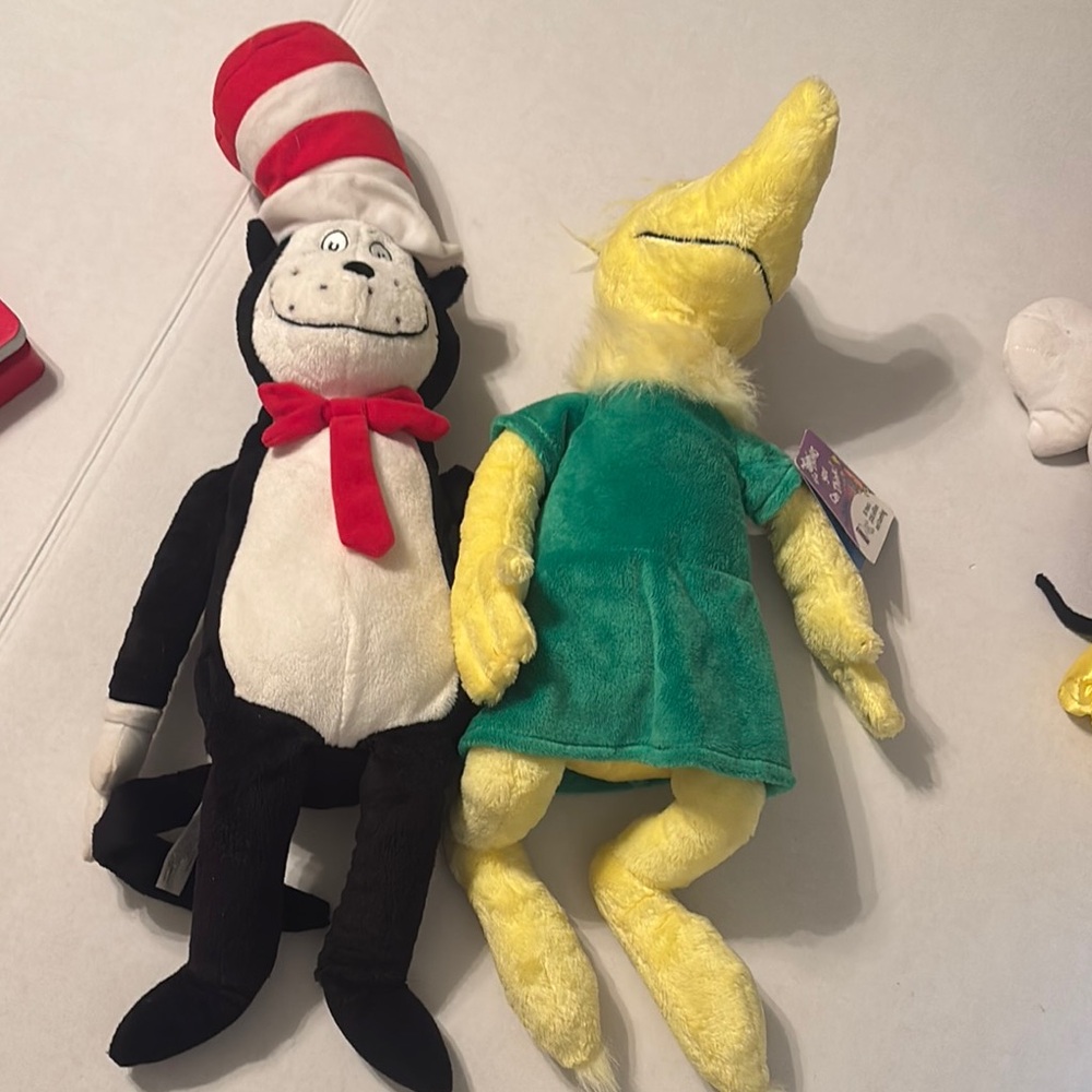 Cat in the Hat and Yellow sneetch  flush set Kohl’s cares